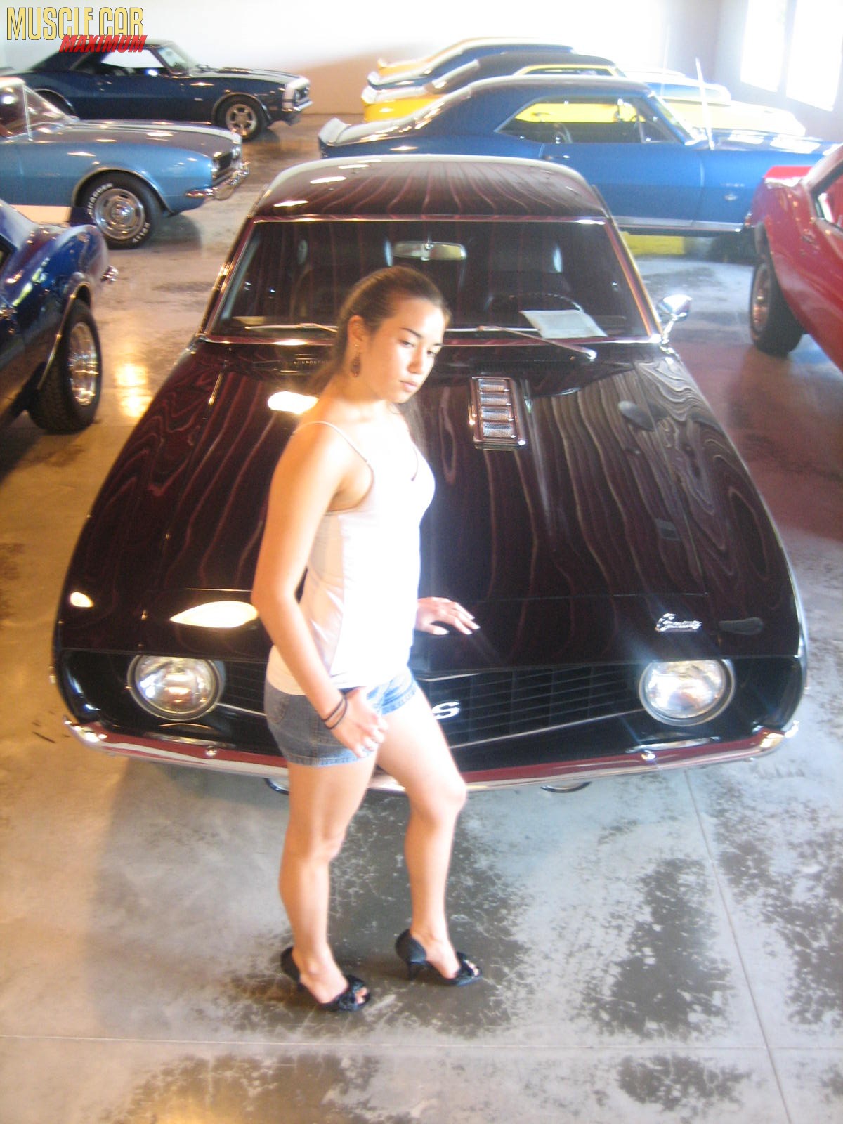 muscle-car-girl-thalia-266